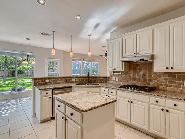 3512 Savoy Ct, Austin, TX 78738