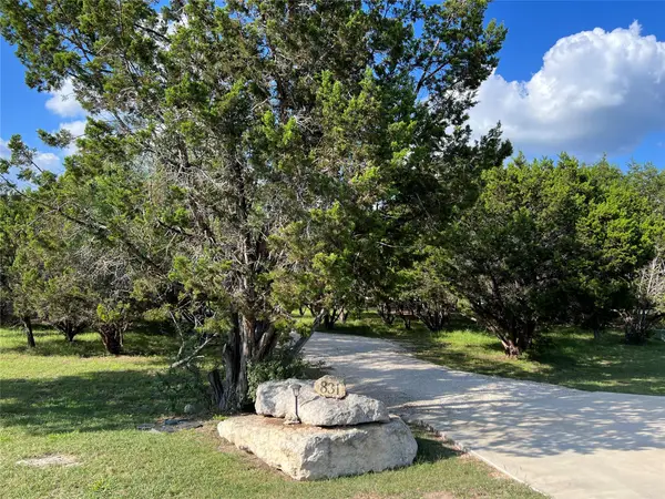 831 Southriver Rd, Wimberley, TX 78676