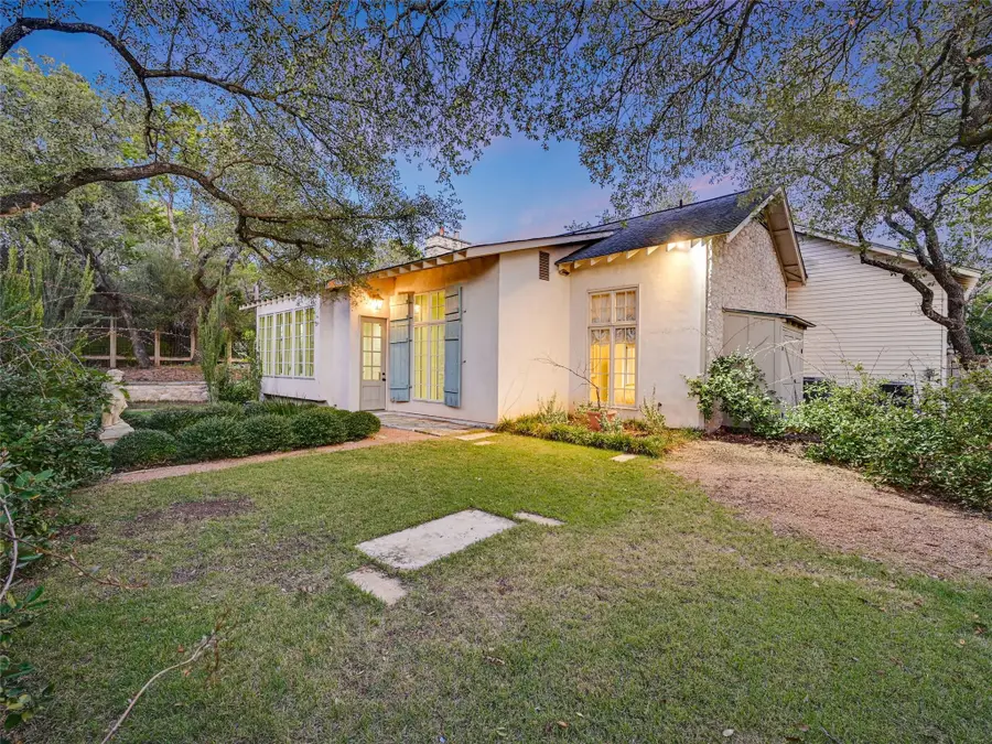 104 Mcconnell Dr, Austin, TX 78746 - Image #3