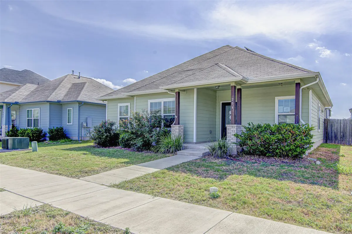 204 Oldbridge Dr, Hutto, TX 78634 - #1