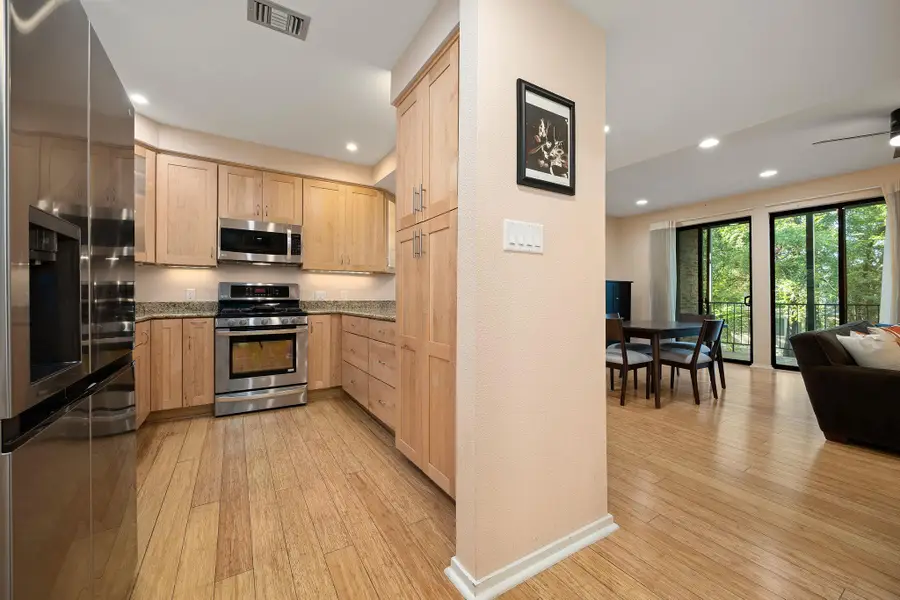 606 W Lynn St #21, Austin, TX 78703 - #3