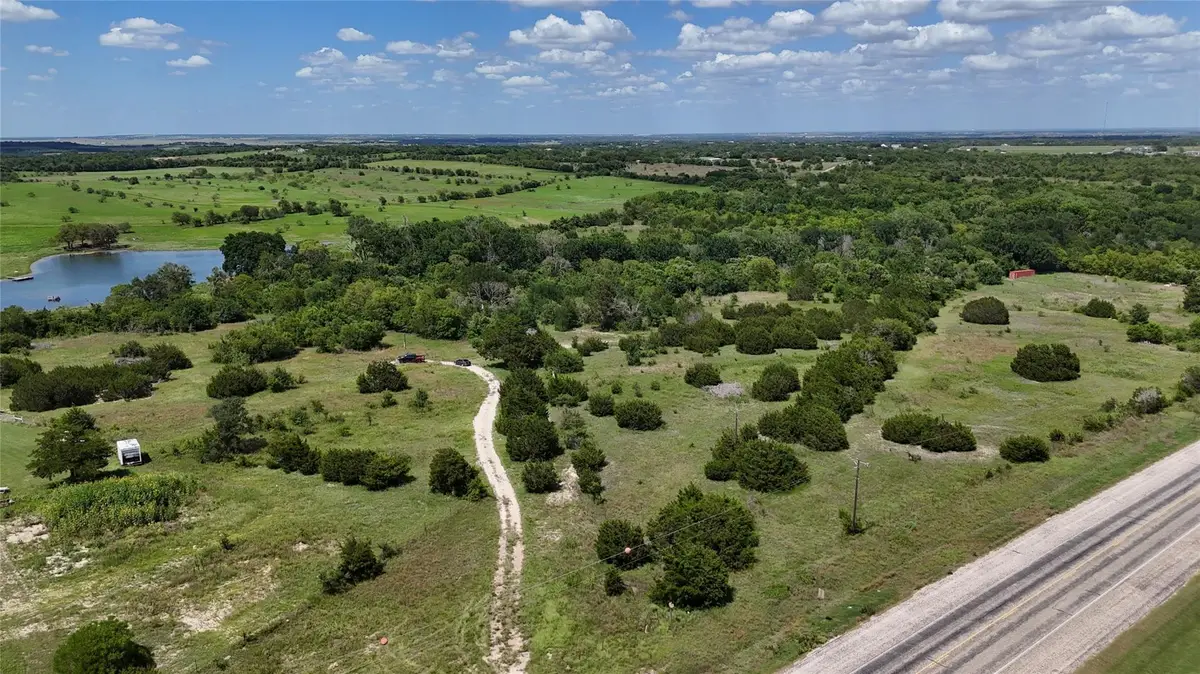 2416 Eddy Gatesville Pkwy, Moody Lorena, TX 76524 - #1