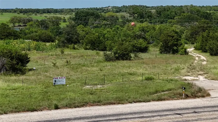 2416 Eddy Gatesville Pkwy, Moody Lorena, TX 76524 - #2