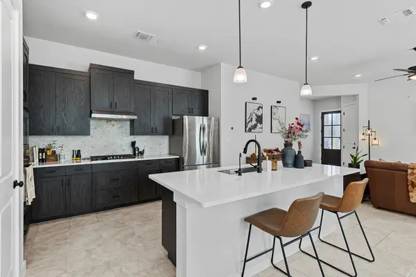 972 Leaning Oak Ln, Georgetown, TX 78628