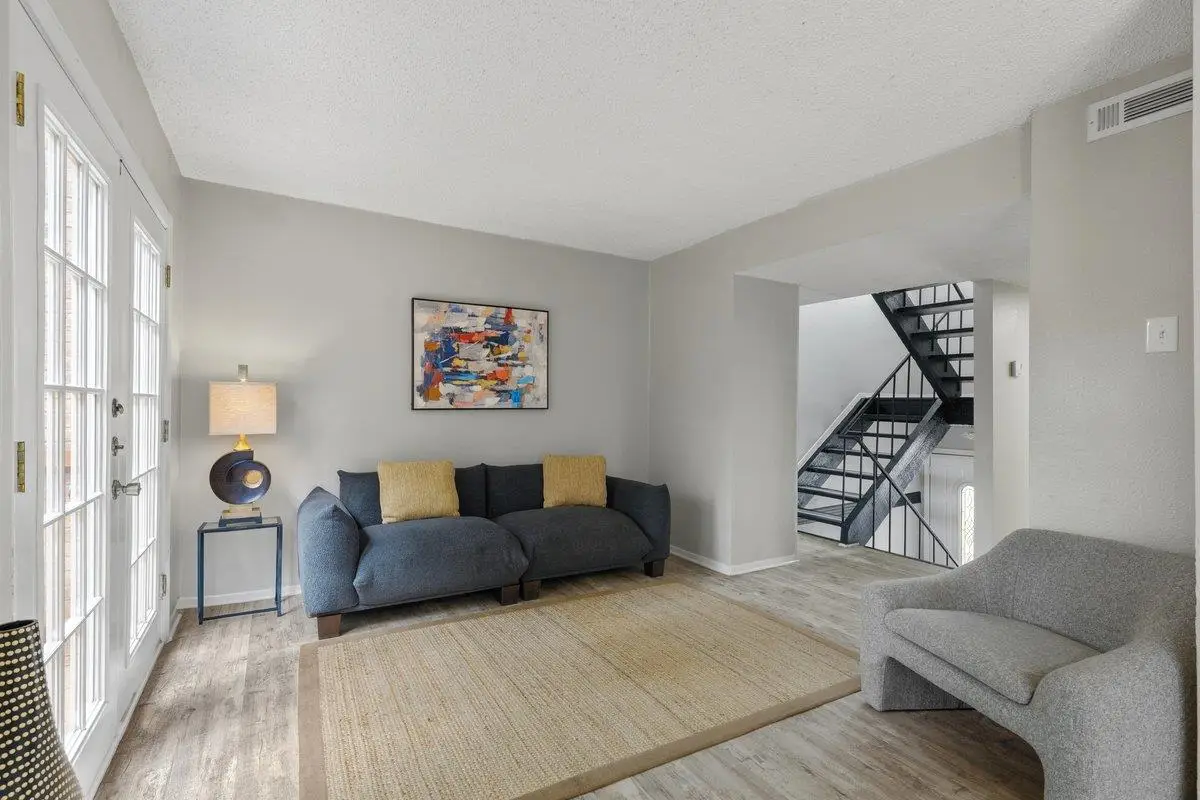 6405 Chimney Creek Cir #B, Austin, TX 78723 - #1