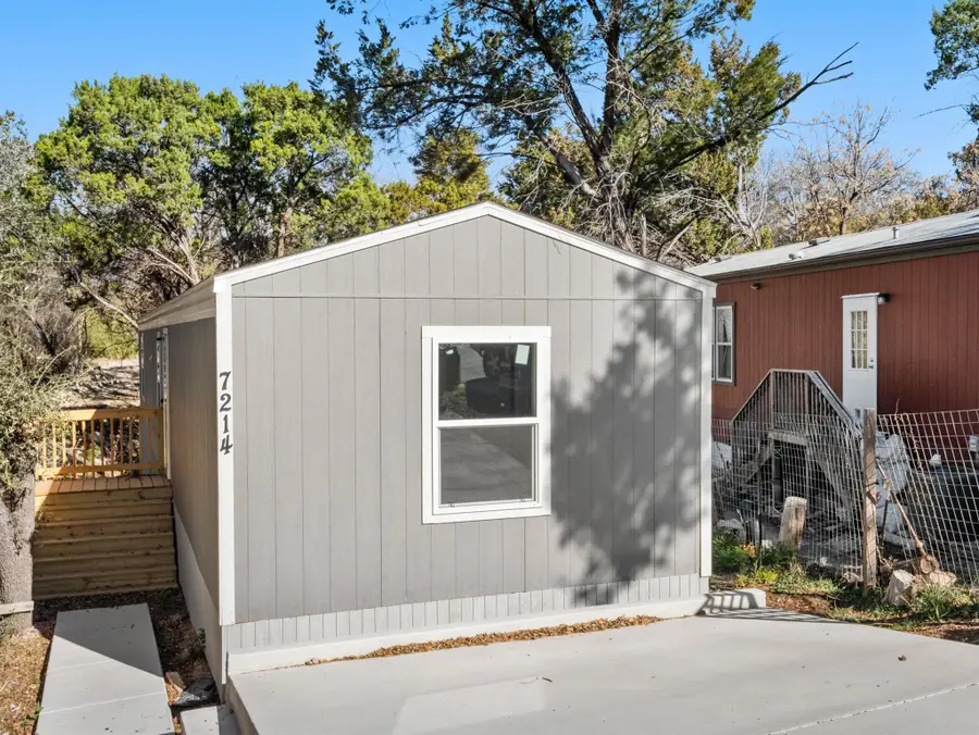 7214 Comstock Cv, Lago Vista, TX 78645 - Image #2