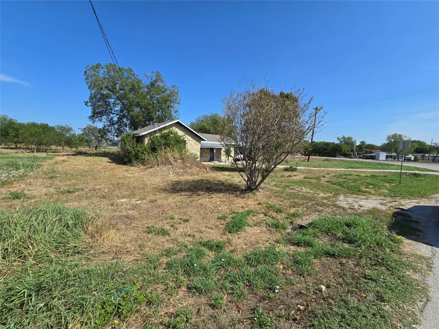 16 Church St, Maxwell, TX 78656 - #3