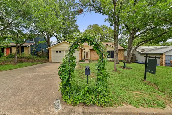 2411 Roehampton Dr, Austin, TX 78745