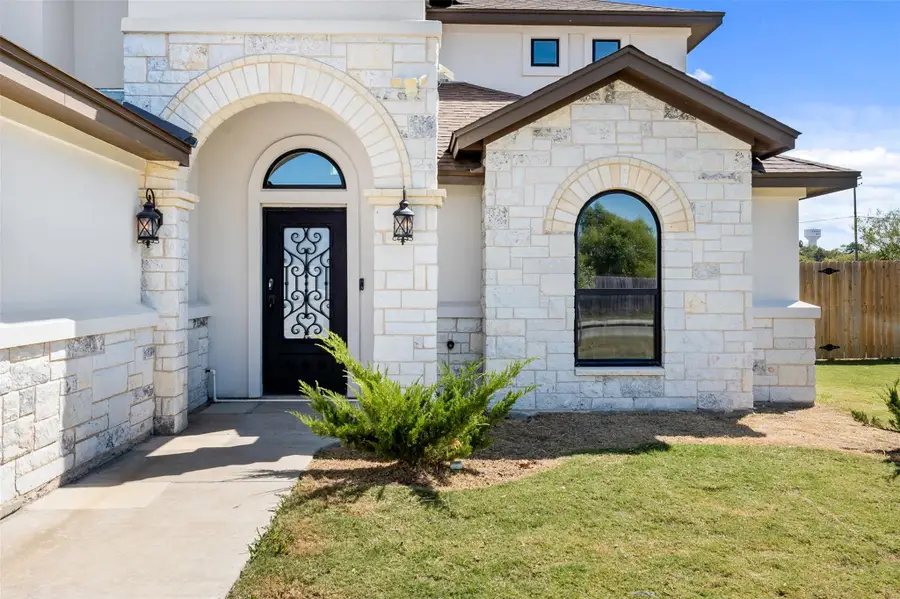 1052 Parkview Dr Way, Salado, TX 76571 - Image #3