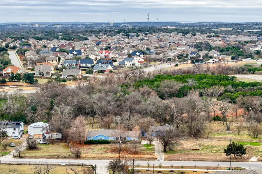 408 Horseshoe Dr, Leander, TX 78641 - #2