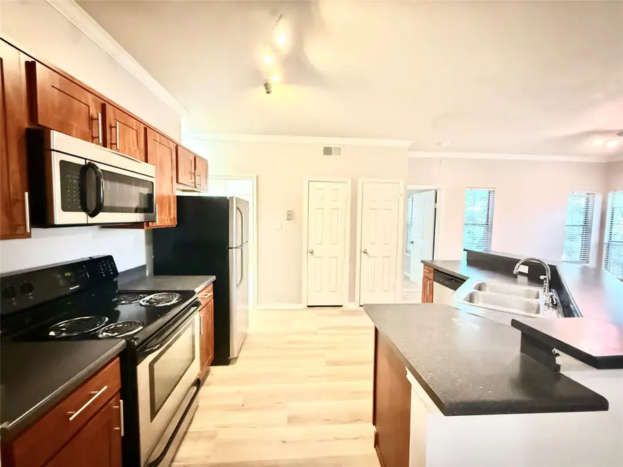 6804 N Capital Of Texas Highway #226, Austin, TX 78731 - Image #3