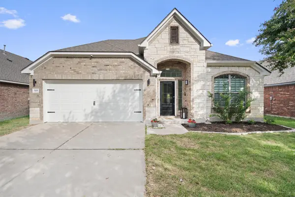 505 Bluehaw Dr, Georgetown, TX 78628