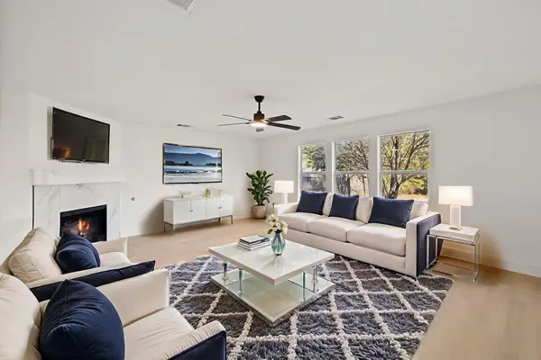 835 Brandi Cir, Kyle, TX 78640