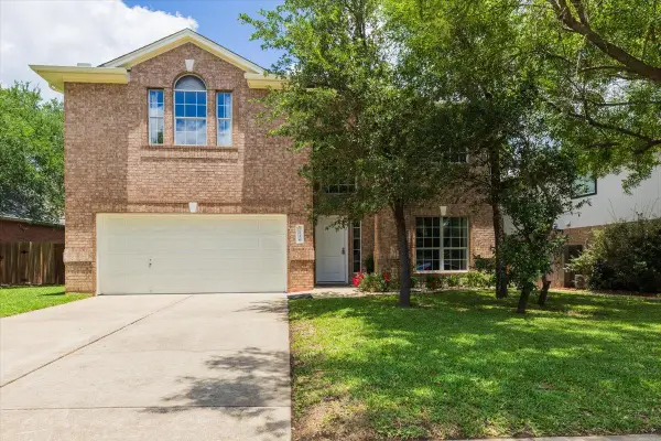 7136 Ridge Oak Rd, Austin, TX 78749