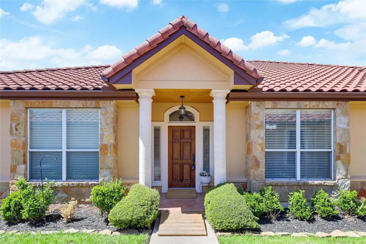 21118 Highland Lake Dr #2, Lago Vista, TX 78645 - #1