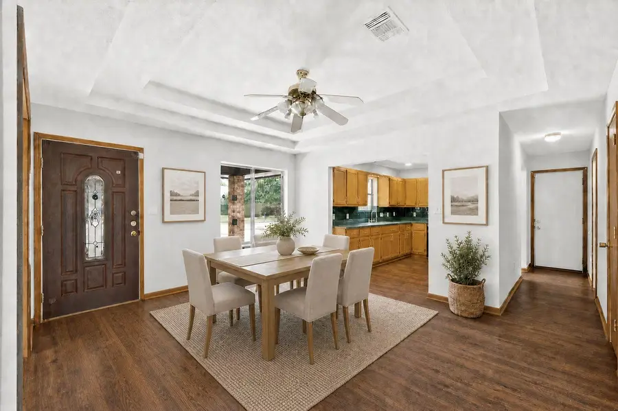 903 Travis St, Lockhart, TX 78644 - #3