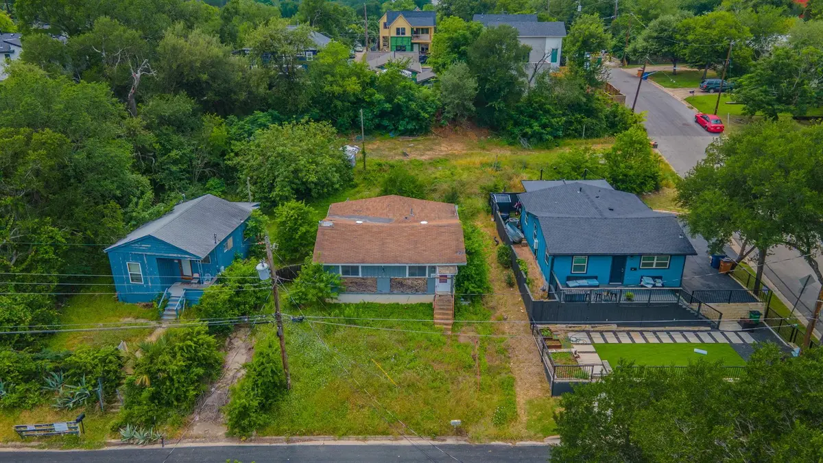 1410 Luna St, Austin, TX 78721 - #1
