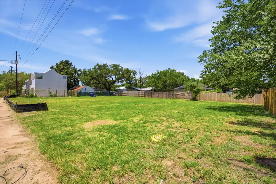6206 & 6208 Ponca St, Austin, TX 78741 - #2