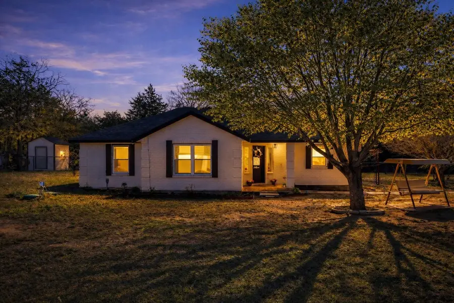 137 W Oak Dr, Cedar Creek, TX 78612 - #2