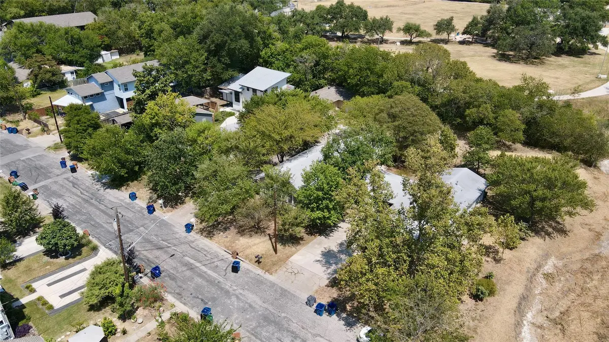 404 Swanee Dr, Austin, TX 78752 - #1