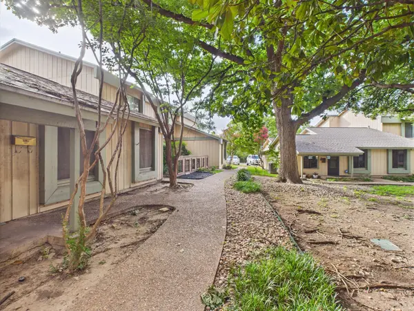 9520 Quail Village Ln, Austin, TX 78758