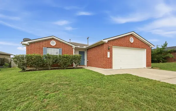 112 Mason Reed Cv, Kyle, TX 78640