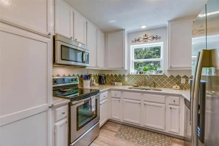 6600 Valleyside Rd #B8, Austin, TX 78731 - #2