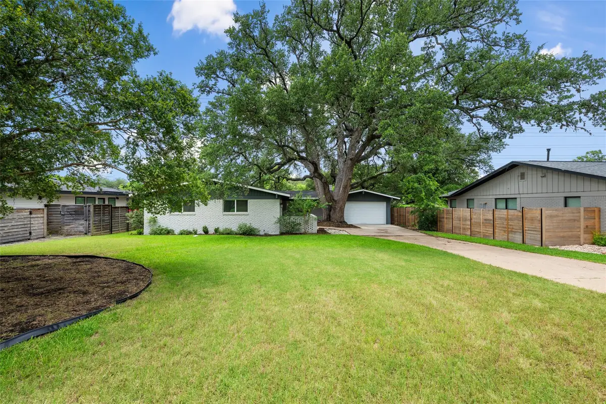 4602 Frontier Trl, Austin, TX 78745 - #1