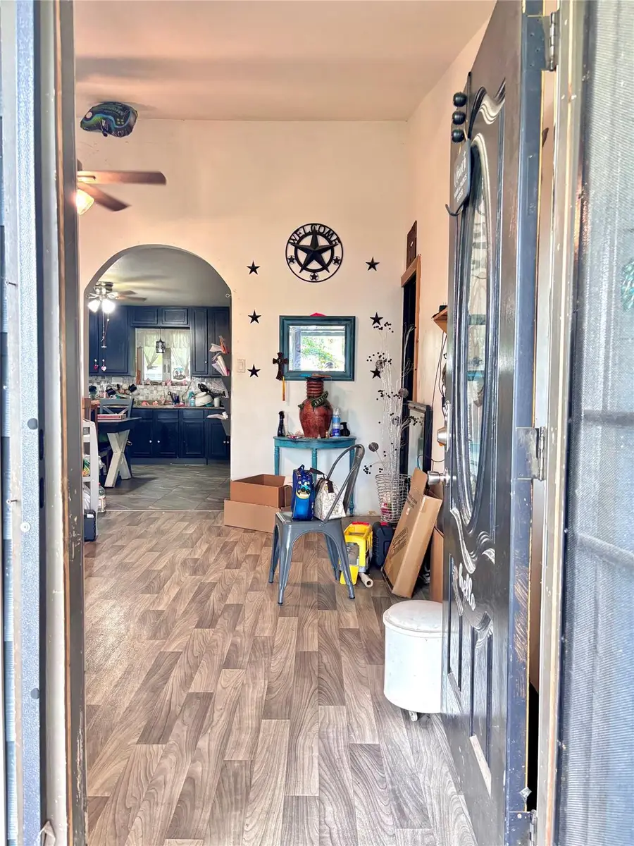 400 S Elliott St, Thorndale, TX 76577 - #3