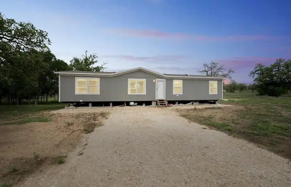 989 Ferguson Loop, Dale, TX 78616