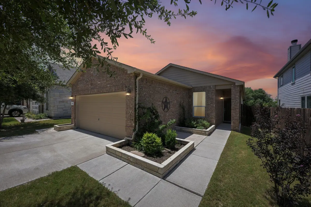 428 Los Cobos Ln, Georgetown, TX 78626 - #1