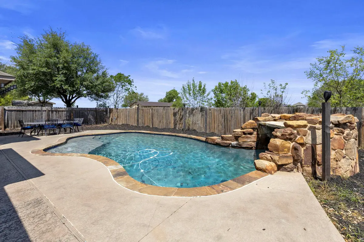 317 Cockrill St, Hutto, TX 78634 - #1