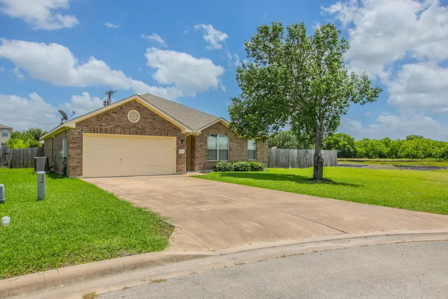 4021 Kerley Ct, Hutto, TX 78634 - #2