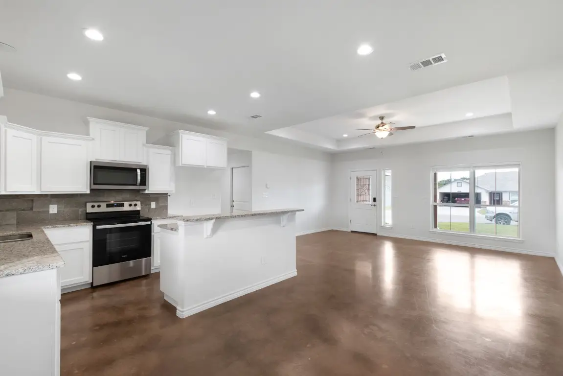 1123 Limestone Dr, Lampasas, TX 76550 - #1