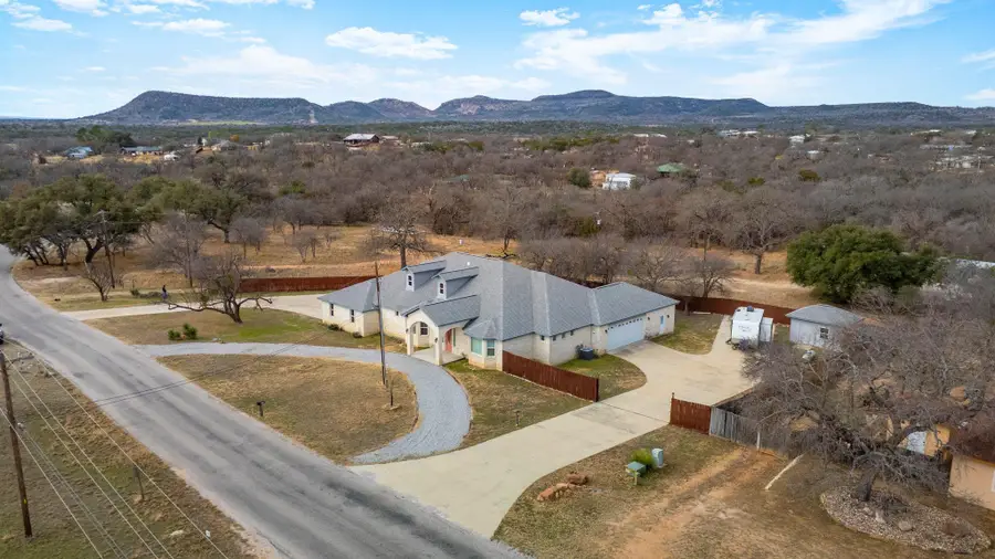 625 Skyline Dr, Kingsland, TX 78639 - #2