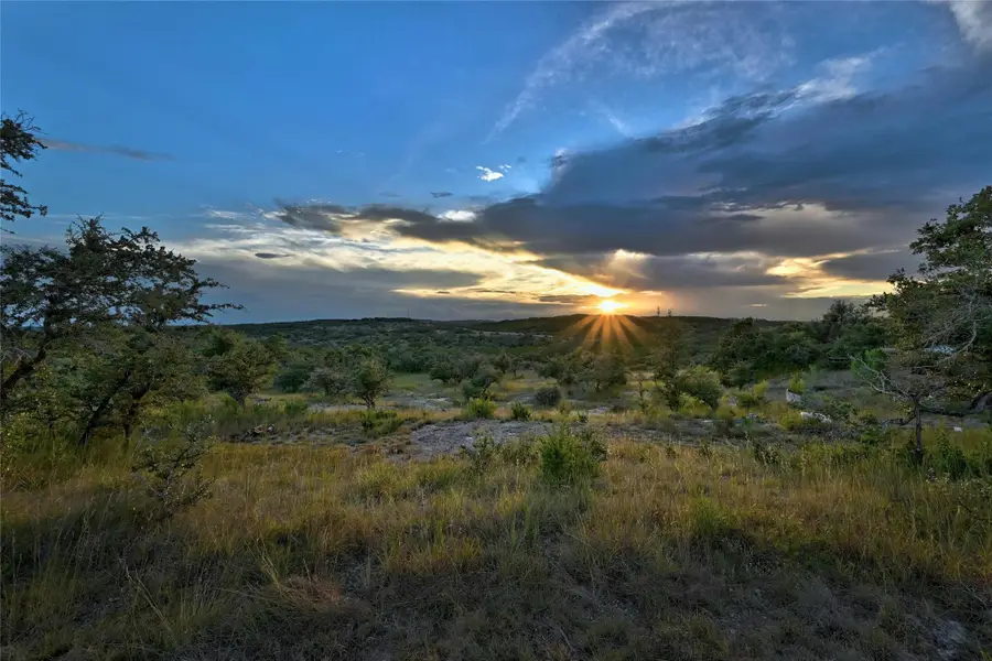 8075 Mount Sharp Rd, Wimberley, TX 78676 - #2