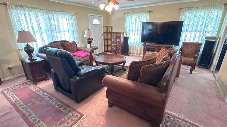 6511 Rein Dr, Killeen, TX 76542 - #2