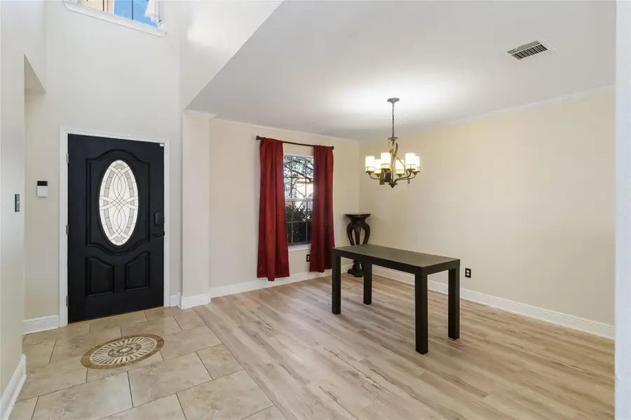 203 Remington Run, Bastrop, TX 78602 - Image #3