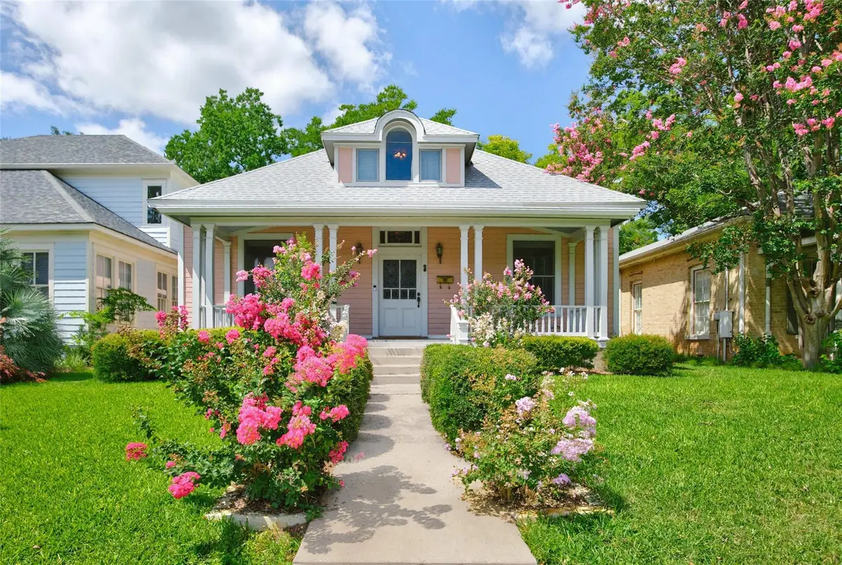 812 W 10th St, Austin, TX 78701 - #1