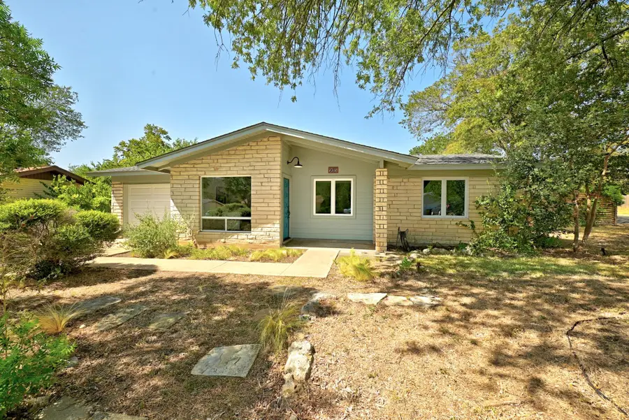 905 Emerald Wood Dr, Austin, TX 78745 - #2