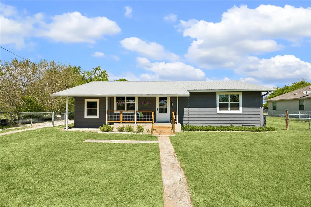 210 Fallwell St, Liberty Hill, TX 78642 - #1