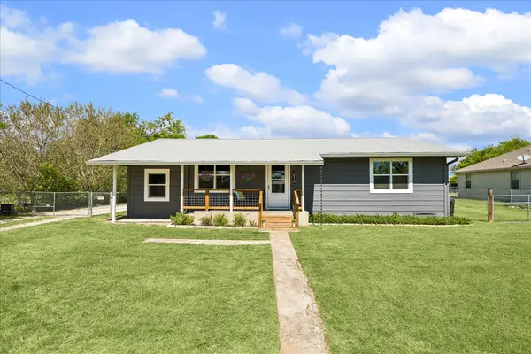 210 Fallwell St, Liberty Hill, TX 78642
