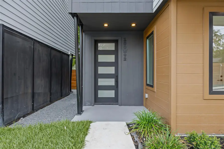 100 W Odell St #2, Austin, TX 78752 - #2