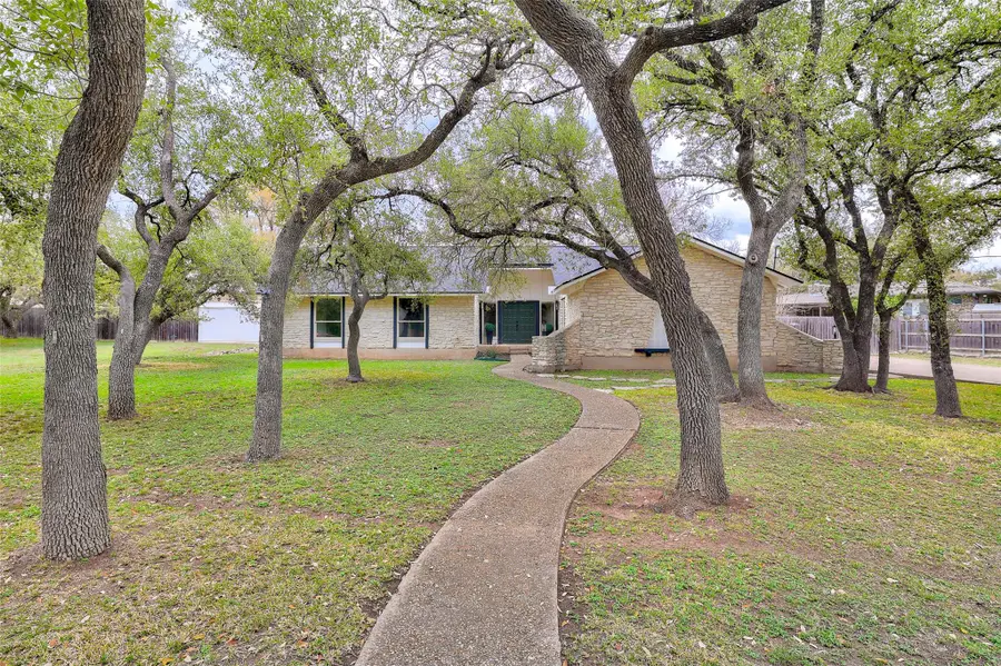 504 Ridgecrest Rd, Georgetown, TX 78628 - #2