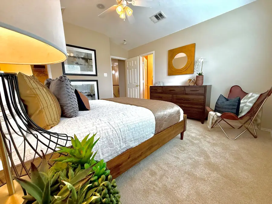 1900 Scofield Ridge Pkwy #202, Austin, TX 78727 - #3