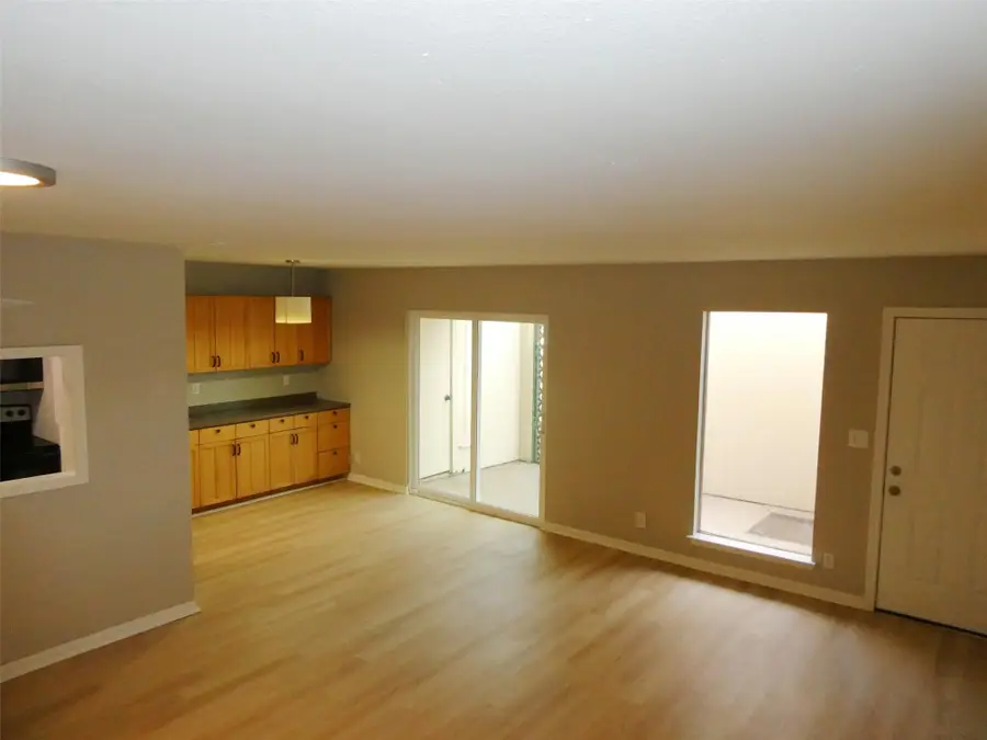6718 Silvermine Dr #103, Austin, TX 78736 - #3