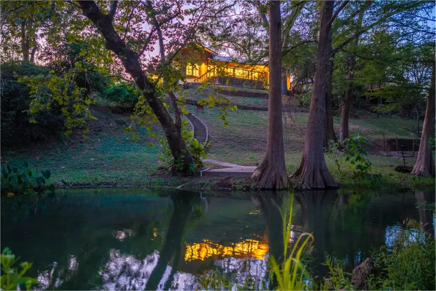 2221 Gruene Rd Rd, New Braunfels, TX 78130 - #2
