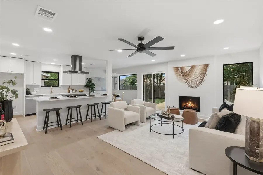 7903 Woodcroft Dr, Austin, TX 78749 - #2