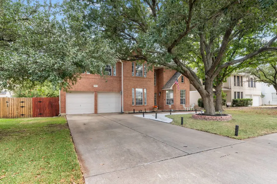 706 Churchill Farms Dr, Georgetown, TX 78626 - #2