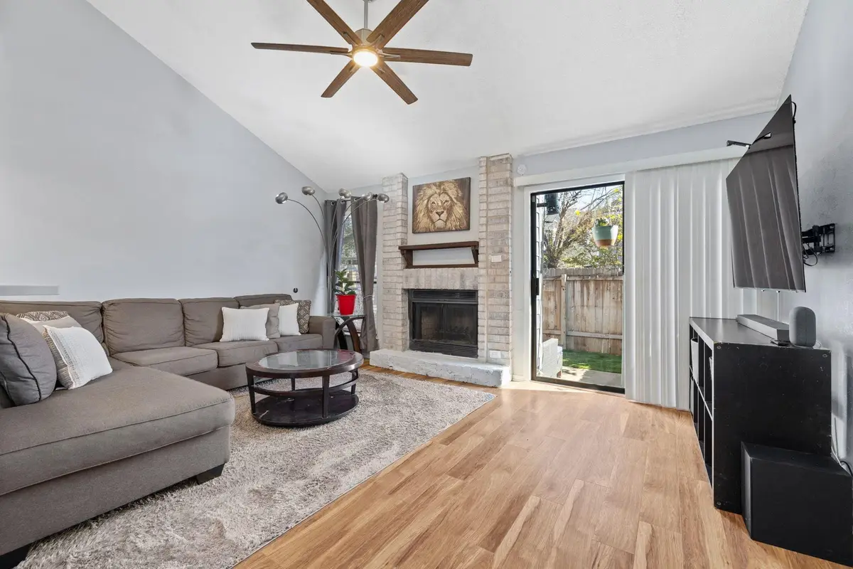 1010 W Rundberg Ln W #13, Austin, TX 78758 - Image #1